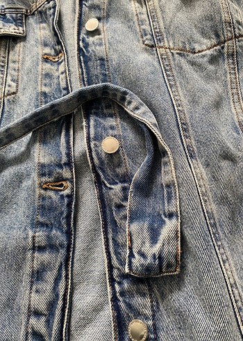 Mavi Düğmeli Kadın Denim Ceket Stradivarius - Görsel 4