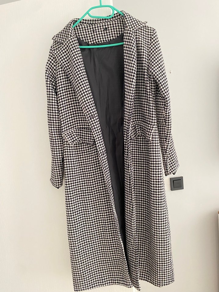 Düğmeli Uzun Gri Kazayağı Kadın Kaban - Görsel 4