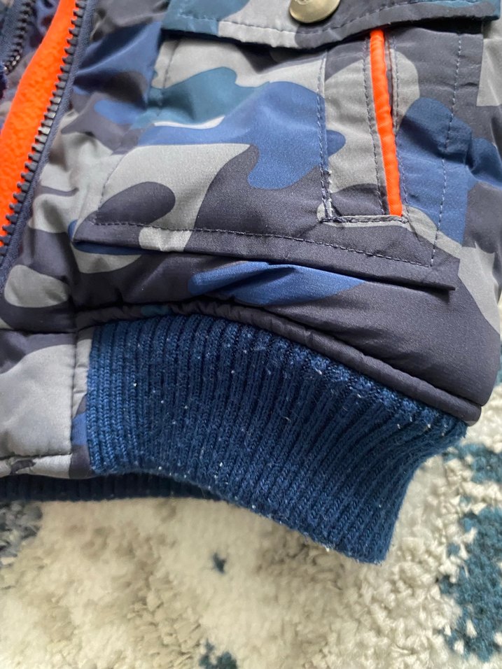 Erkek Çocuk Kamuflaj Desenli Kapüşonlu Mont - Görsel 5