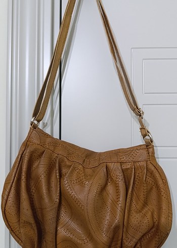 Camel Deri Desenli Tokalı Kadın Çanta - Görsel 2