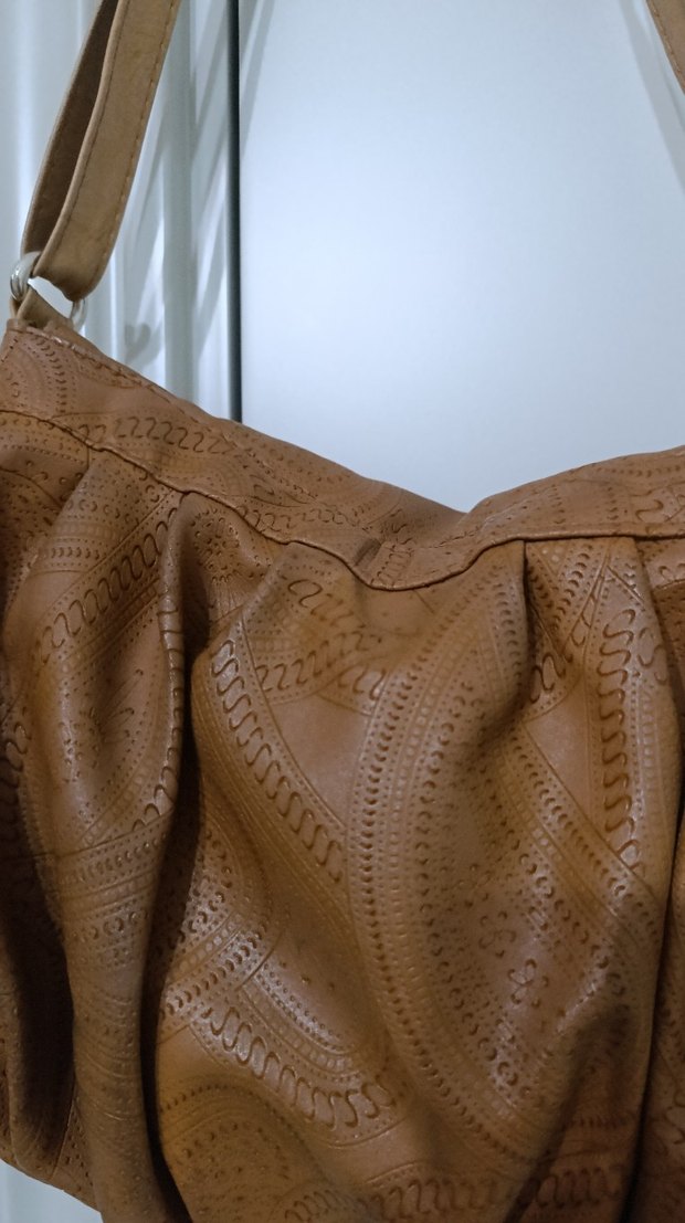 Camel Deri Desenli Tokalı Kadın Çanta - Görsel 4