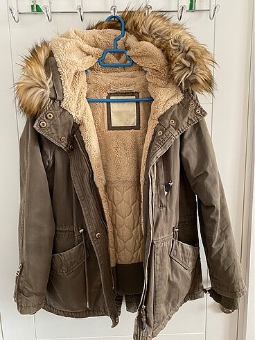 Pull Bear Mont