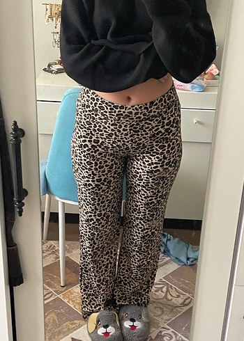 Kahverengi Leopar Desenli Bol Kesim Pantolon
