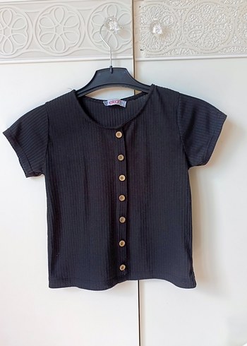 düğme detaylı fitilli crop tişört