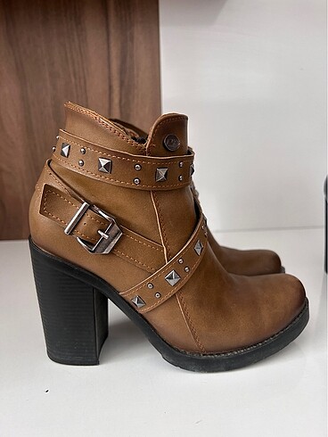 Bayan topuklu bot - Görsel 5