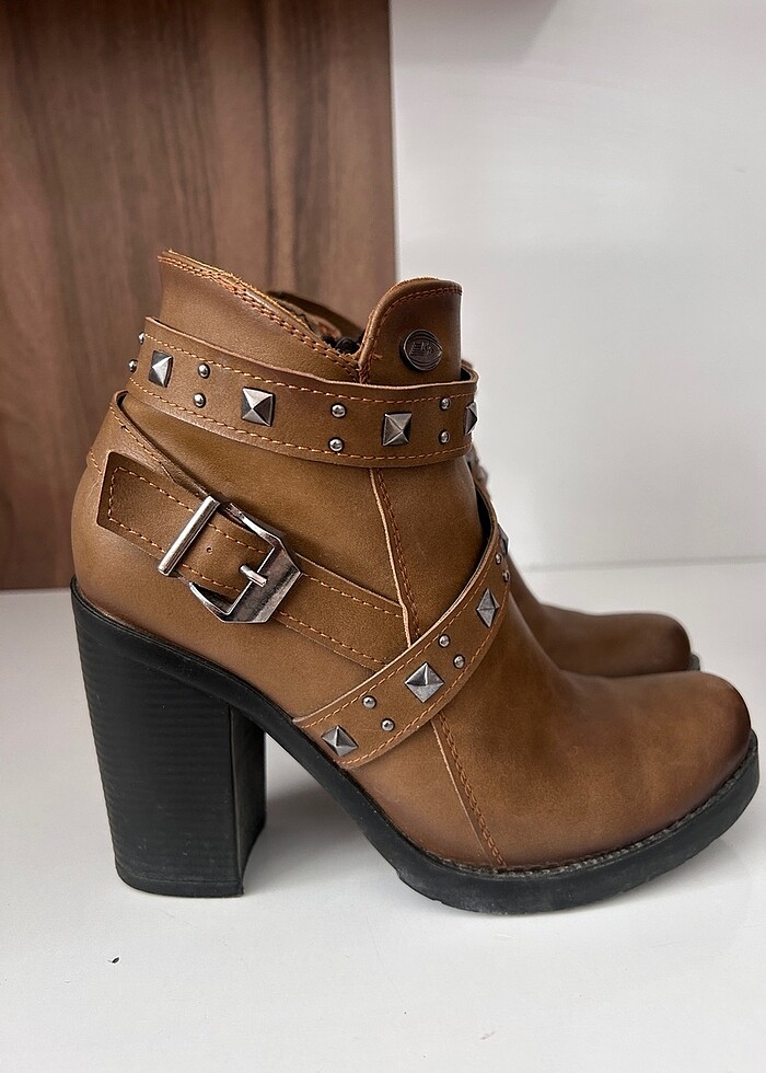 Bayan topuklu bot - Görsel 5