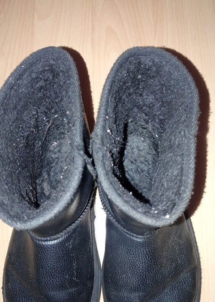 siyah bot - Görsel 2