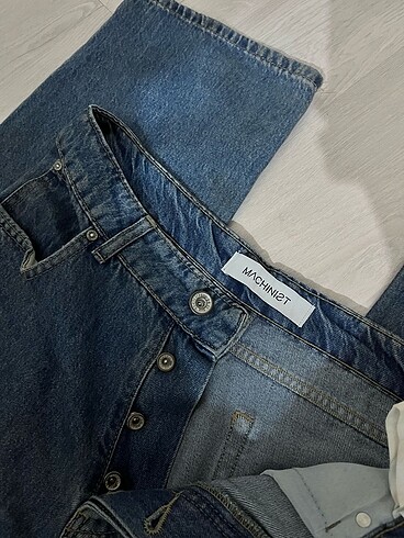 33 Beden Mechanist kot jean