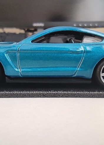 Hot Wheels 1/64 Premium Kauçuk Tekerlek 