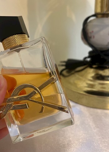 Yves Saint Laurent Yves Saint Laurent Kadın Parfümü