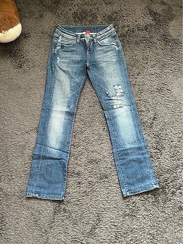 Vintage Y2K flared jeans 2000's
