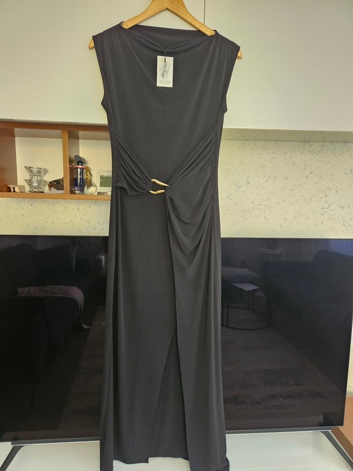 Siyah Drapeli Uzun kayık Yaka Elbise - Görsel 4