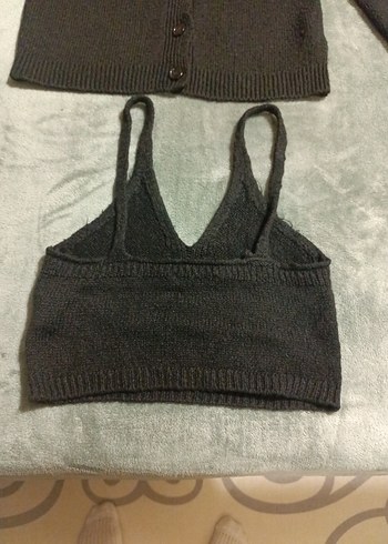 s Beden Siyah V Yaka Kısa Triko Hırka ve Crop Top