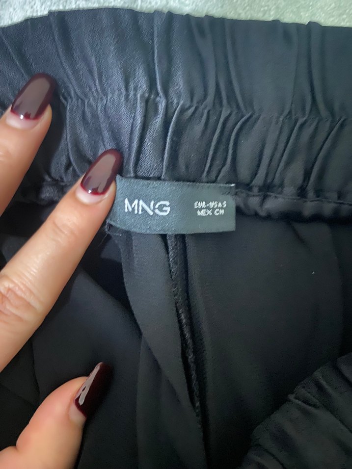 Mango Siyah Saten Salaş Midi Kadın Pantolon Zara - Görsel 4