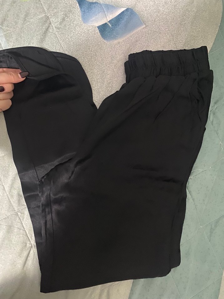 Mango Siyah Saten Salaş Midi Kadın Pantolon Zara - Görsel 2