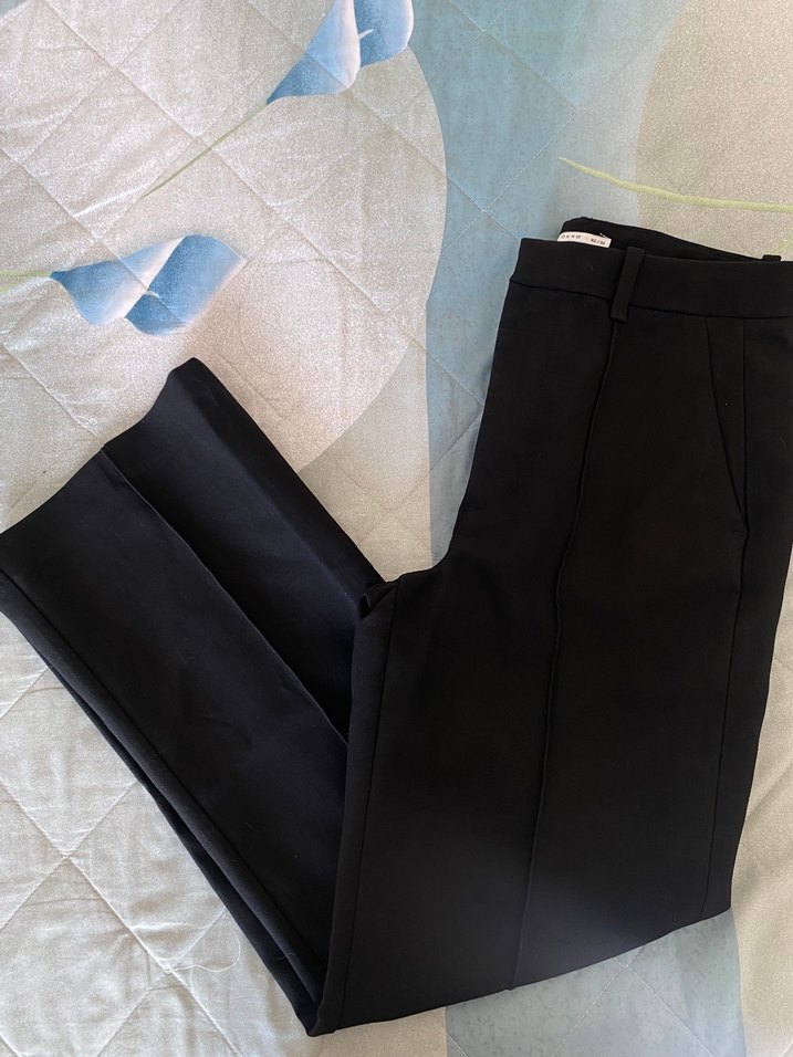 Kadın Siyah Pilili Nervürlü Kumaş Pantolon Zara - Görsel 3