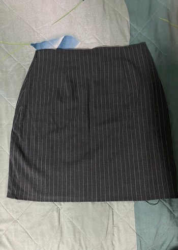 DeFacto Siyah Çizgili Pilili Midi Etek zara - Görsel 3