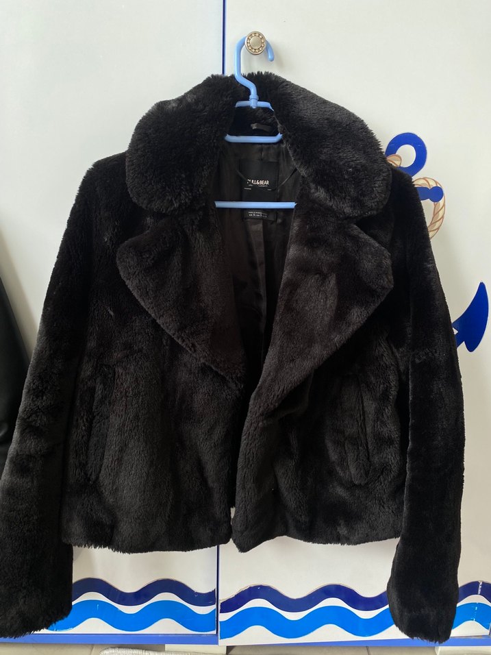 Pull and Bear xs s Siyah Suni Kürk Detaylı Midi Mont Zara - Görsel 3