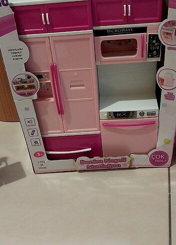  Beden Barbie Mutfağı 