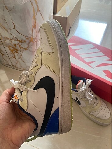 37,5 Beden Nike ayakkabı