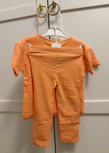 Turuncu Kısa Kollu Bebek Kız Takımı - Görsel 3