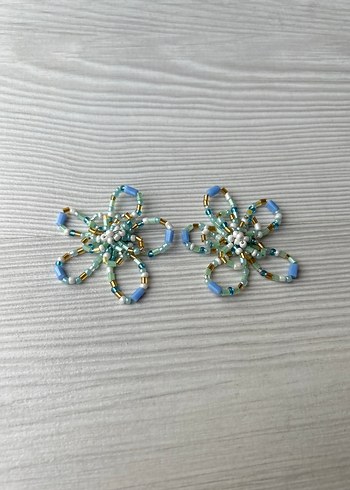 Turkuaz Nakışlı Boncuklu Mini Küpe