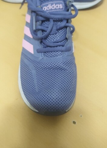 34 Beden Adidas marka spor ayakkabı