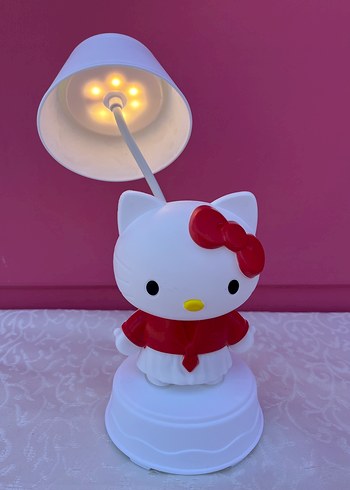 Ikea Hello Kitty Temalı Renkli Masa Lambası