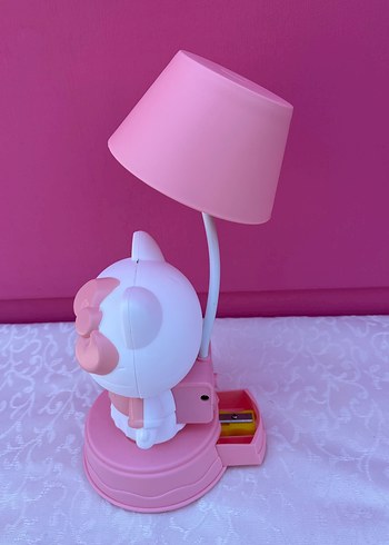 Beden pembe Renk Hello Kitty Temalı Pembe Masa Lambası