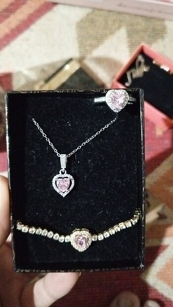 Pembe Pandora kalpli set