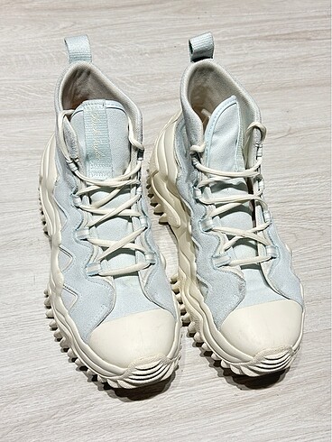 Converse Converse