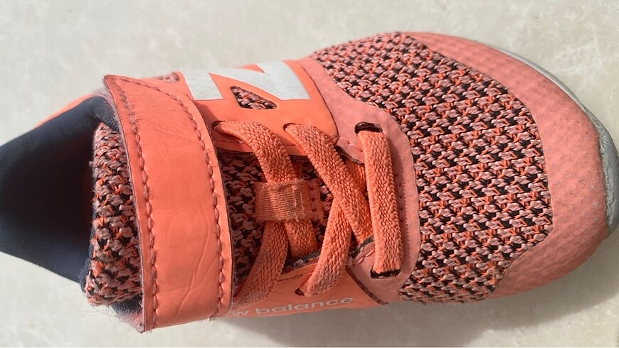 23 Beden turuncu Renk New balance spor ayakkabı