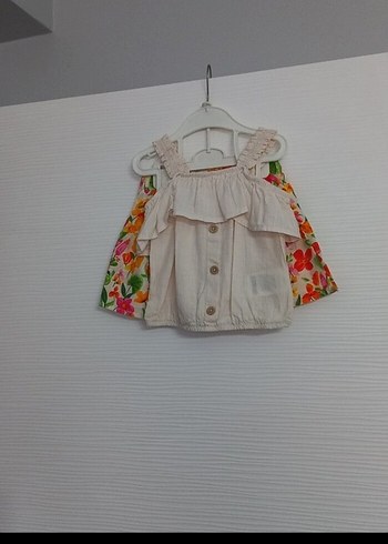 LC Waikiki Kız Bebek Fırfırlı Beyaz Bluz ve Çiçekli etek Takımı