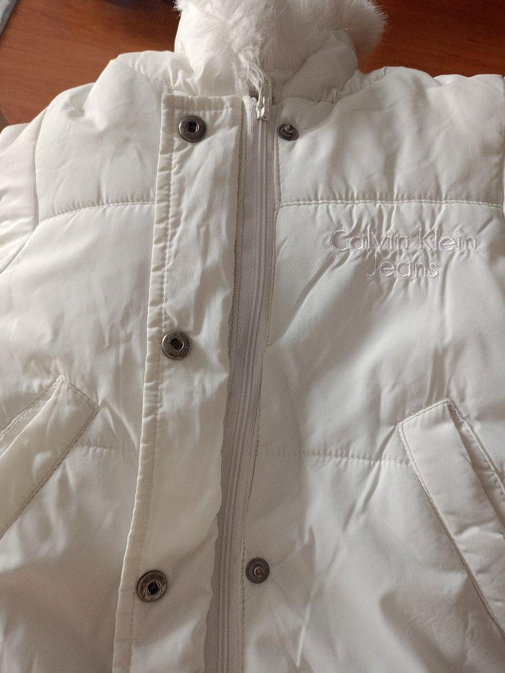 Calvin Klein Beyaz Kürklü Bebek Kız Tulumu - Görsel 4