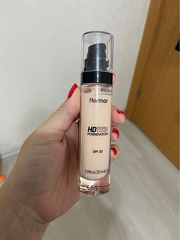 Flormar açık renk fondöten