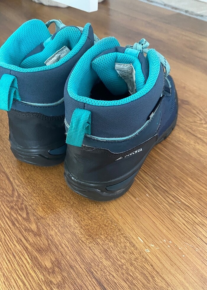 Erkek çocuk bot - Görsel 4