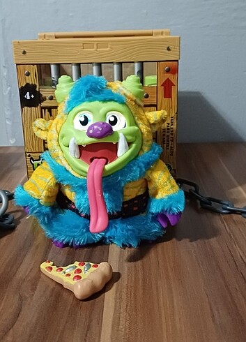 Crate creatures 