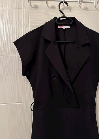 Siyah Mini Kolsuz Tulum - Görsel 2