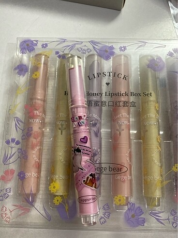 kore lipstick