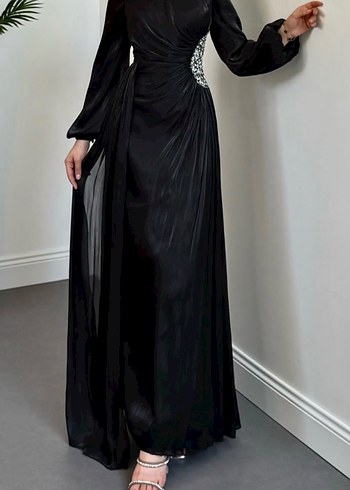 Uzun Kollu Siyah Gotik Uzun Abiye Elbise