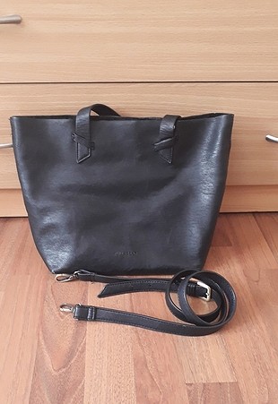 Pull and Bear Siyah çanta 