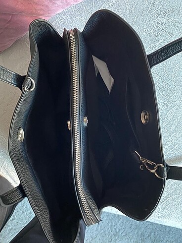  Beden siyah Renk Stradivarus kol çantası