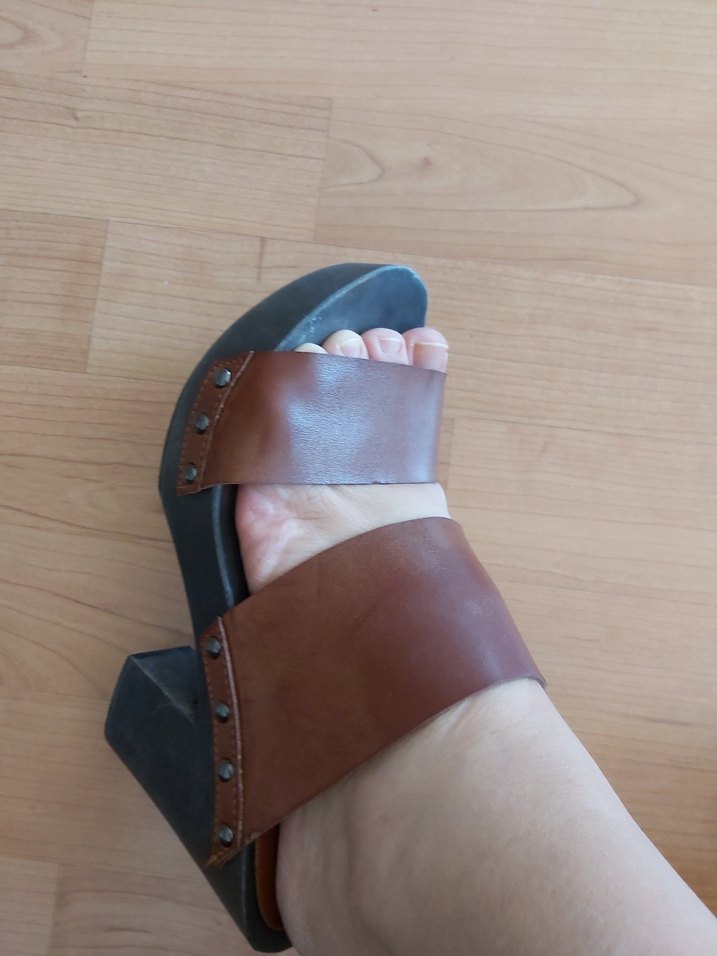 Kahverengi Tokalı Kadın Blok Topuklu Sandalet - Görsel 2