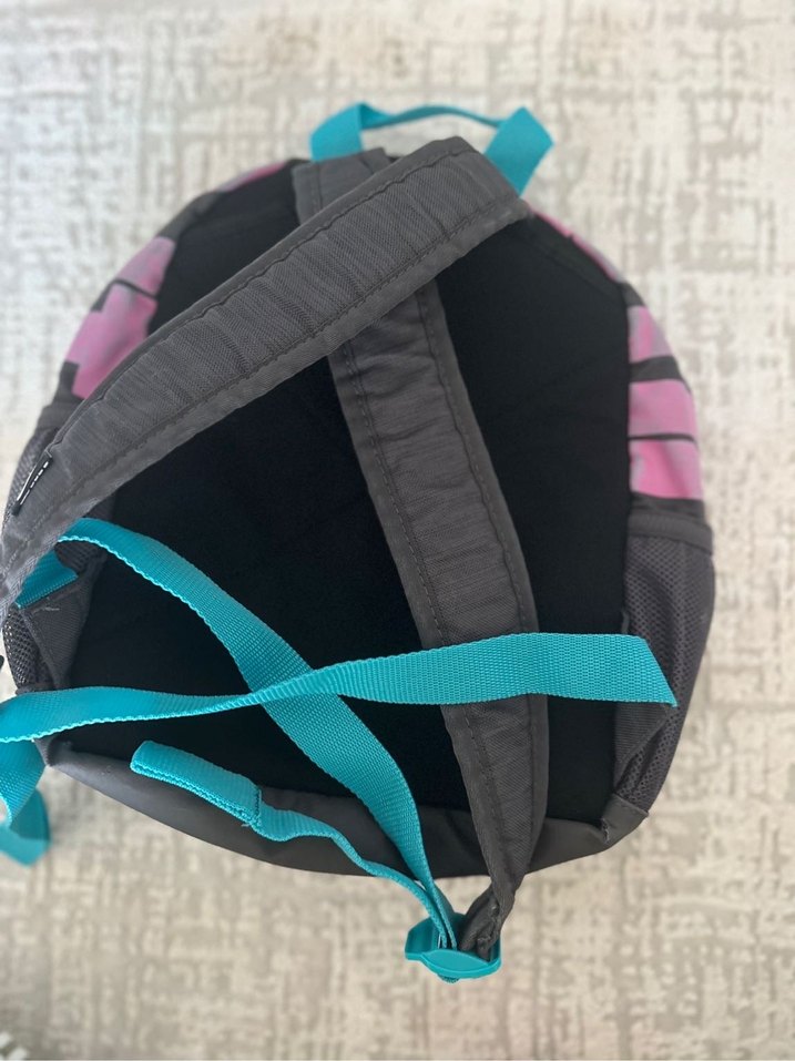 Kadın Gri Nike Spor Sırt Çantası - Görsel 2