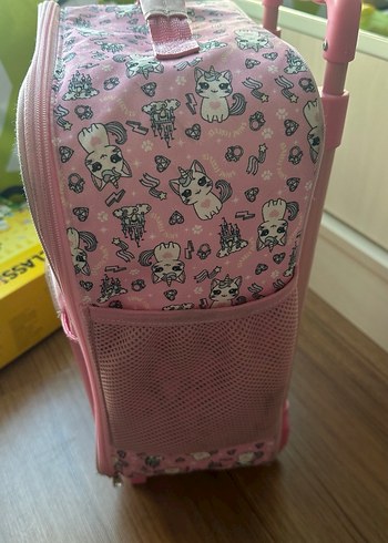 Pembe lcw valiz - Görsel 3