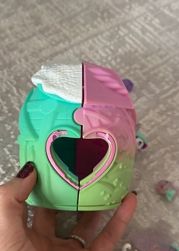 Hatchimals buz pateni penguen ailesi - Görsel 7