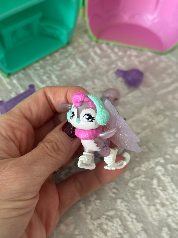 Hatchimals buz pateni penguen ailesi - Görsel 4