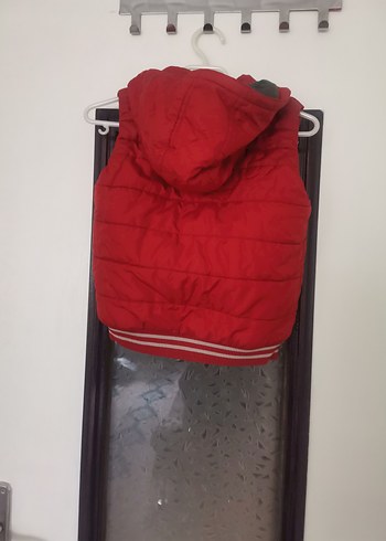 Kırmızı Fermuarlı Erkek Çocuk Yeleği - Görsel 2