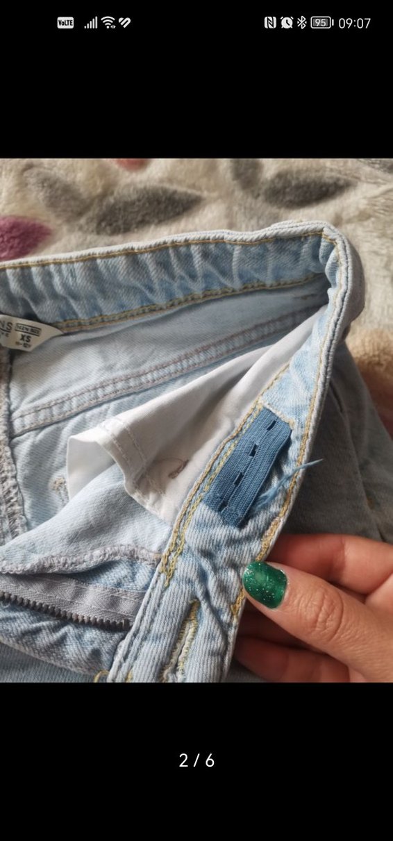 Kızlar için Çıtçıtlı Mavi Denim Şort - Görsel 4