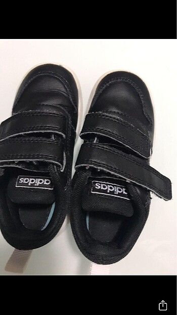 22 Beden siyah Renk Adidas spor ayakkabı